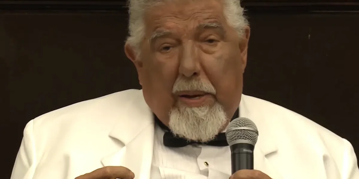 Rubén Aguirre y Carlos Villagrán: La Rivalidad que Hizo Historia